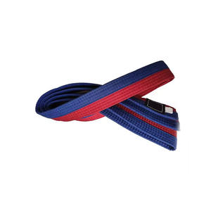Ceinture BJJ personnalisée haut de gamme avec logo frontal, en polyester/coton durable pour arts martiaux, Kimono, Vêtements sur mesure en gros pour fabricants OEM - Product Image 4