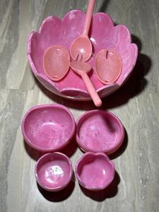 Nuevo Tazón de Resina Hecho a Mano para Ensaladas, Tazón para Servir Alimentos, Tazón de Resina de la Mejor Calidad, Servidor de Ensaladas de Resina de Colores, Tazón Decorativo para Alimentos y Ensaladas - Product Image 1