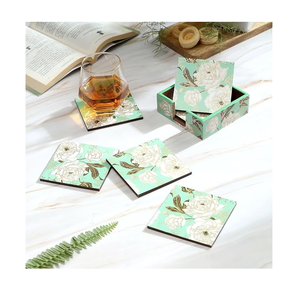 Posavasos de MDF con Diseño Floral Blanco Impreso en Esmalte, Color Verde Menta, Estilo Clásico, Reutilizables - Product Image 1