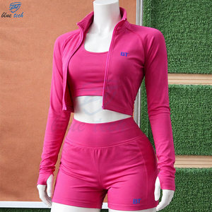 Ensemble de yoga personnalisé pour femmes, taille plus, 3 pièces, uni |   Veste courte respirante à séchage rapide et short de sport |   Service OEM Vente en gros - Product Image 1