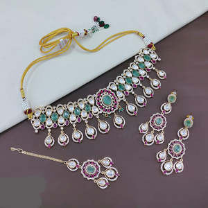 Juego de Collar con Colgante de Piedras Kundan Polki de Diseño Jewelemarket, Imitación de Perla Fina para Uso Diario y Ocasiones Nupciales-10575589ML - Product Image 1