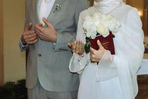 Edición de Videos de Boda de Excelente Calidad para Parejas y Estudios con Gradación de Color y Transiciones Fluidas Disponible para la Venta - Product Image 3