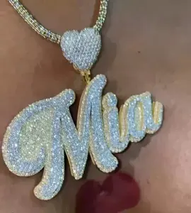 Colgante Personalizado con Nombre Mia, Colgante Hip Hop con Letras Escritas en Moissanita, Chapado en Oro sobre Plata de Ley 925, Amuleto para Mujer - Product Image 3