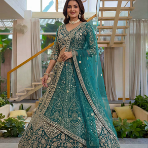 Lehenga Choli Tradicional Indio con Bordado de Mariposas y Códigos, Hecho con Materiales Reciclados, para Mujeres, Ideal para Bodas y Fiestas - Product Image 1