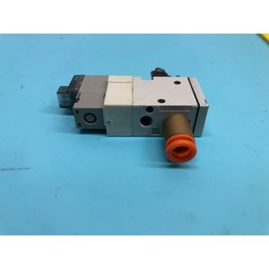 Válvula Solenoide SMC SYJ522M-5LOZ-M5-F de 3 Puertos - Equipo y Piezas de Semiconductores de Confianza de Tradicción Global - Product Image 4