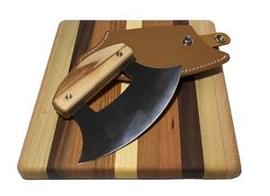Cuchillo Ulu de Carbono Hecho a Mano con Mango de Madera – Cuchillo de Chef Premium para Exteriores - Product Image 3