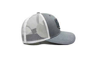 Casquette de camionneur fabriquée au Vietnam avec patch tissé ajustable, maille structurée confortable pour adultes, tenue jeune et dynamique pour le quotidien - Product Image 2