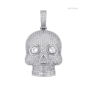 Pendentif Tête de Mort Gothique en Moissanite Effet Glacé avec Pierres Serties à la Main, Fait Main en Argent 925 - Product Image 3