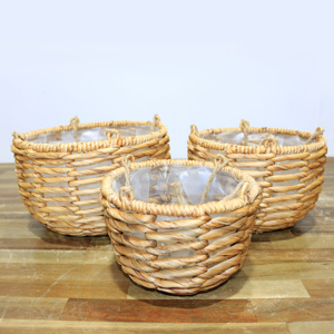 Hot Sales Handmade Water Hyacinth Hanging Baskets Round Natural Color With Plastic <b>Liner</b> For Indoor Outdoor Use - Product Image 3