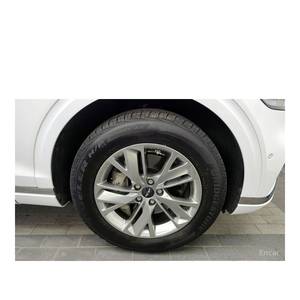 Genesis GV70 2024 2.5T Gasolina 24,971 km 2WD con Caja de Cambios Automática Asientos de Cuero Volante a la Izquierda Cámara Trasera - Product Image 5