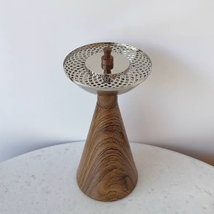 Brûleur d'encens Oud Bakhoor arabe traditionnel avec un design métallique moderne et une base en marbre pour les rituels parfumés, la décoration d'hôtel et les fêtes - Product Image 6