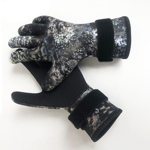 Gants de pêche légers en polyester camouflage, trois doigts libres, imperméables, antidérapants, coupe-vent, pour la plongée, les activités de plein air, unisexes - Product Image 3