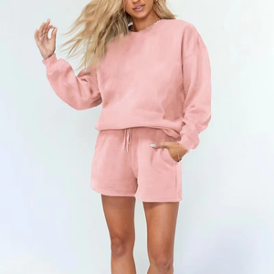 Conjunto Deportivo Verde para Mujer, Sudadera de Manga Larga con Cuello Redondo y Pantalones Cortos con Cordón y Bolsillos Laterales, Corte Holgado Informal para Primavera - Product Image 3