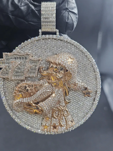 Pendentif Cowboy Cartoon de Luxe en Moissanite, Médaillon Rond, Collier Iced Out, Breloque Micro Pavé Baguette, Bijoux Hip Hop - Product Image 3