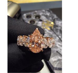 Elegante Anillo de Diamantes en Oro, Joyería para Bodas, Fiestas, Compromisos y Regalos - Product Image 6