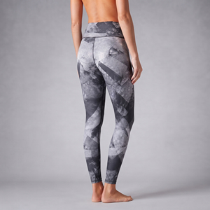 Wholesale <b>Women's</b> Yoga Fitness <b>Leggings</b> Sublimation Printed Gym Workout <b>Leggings</b> Ladies Spandex Polyester Compression Pants - Product Image 3