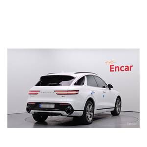 Genesis GV70 2.5T AWD 2024, SUV a Gasolina, Volante a la Izquierda, Caja de Cambios Automática, Asientos de Cuero, Cámara Trasera, Emisión Euro V, 34,112 km - Product Image 2