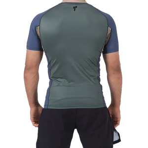 T-shirt de compression à manches courtes pour homme, séchage rapide, 100 % polyester 180g, pour la gym et l'entraînement, imprimé numérique sur le devant - Product Image 2
