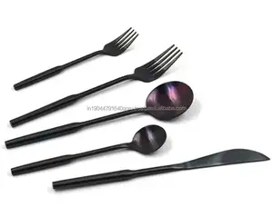 Meilleure vente moderne lourd noir épaissi manche rond 18/10 5 pcs ensemble de couverts - Product Image 1