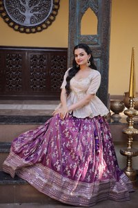 Lehenga Choli Indio para Mujer, de Viscosa Pura Teñible, con Dupatta, Vestido con Lentejuelas Bordadas y Falda Acampanada para Bodas y Fiestas - Product Image 4