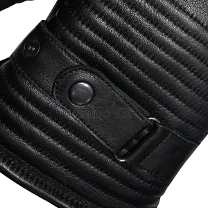 Guantes de Motocicleta de Cuero Negro con Correa de Cierre a Presión, Dorso Acolchado, Forro de Piel, Guantes de Alta Calidad para Viajes de Invierno al Aire Libre y Conducción - Product Image 6