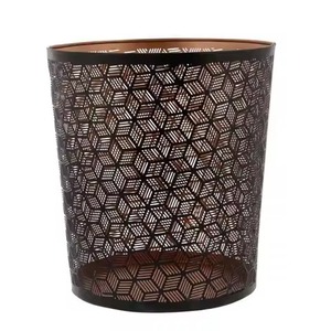 Cubo de Basura Metálico Decorativo Moderno con Diseño Premium, Ideal para Sala de Estar, Dormitorio y Cocina - Product Image 3