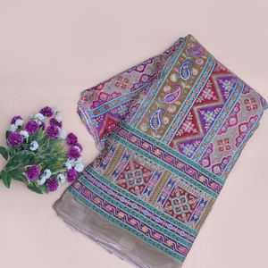 Tissu en crêpe léger brodé floral doré antique de 54 pouces avec bordure Daman pour Kurtis, tuniques, robes Anarkali et ensembles de costumes - Product Image 1
