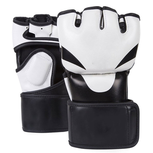 Guantes de lucha MMA de la mejor calidad en negro, duraderos, hechos en Pakistán, ideales para artes marciales y boxeo, del mejor proveedor. - Product Image 1