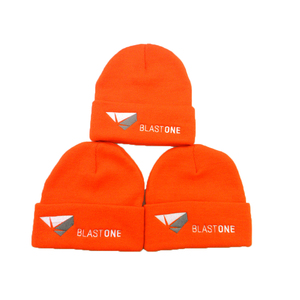 Gorro Unisex de Acrílico Naranja, Tejido Acanalado, Diseño Cálido y Casual para Invierno, Ajustable para Adultos - Product Image 3