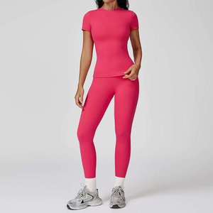 Leggings de yoga et de sport pour femmes à taille mi-haute avec logo personnalisé, style vintage, motif 3D, écologiques, séchage rapide, haute qualité - Product Image 1
