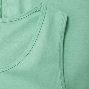 Débardeur personnalisé imprimé de haute qualité pour hommes, idéal pour la gym, l'entraînement, le fitness, le streetwear, sans manches, coupe musclée, 100% coton côtelé - Product Image 3
