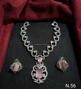 Ensemble de collier vintage rond élégant et carré américain diamant plaqué argent de haute qualité avec boucles d'oreilles ensemble de bijoux pour femmes - Product Image 6