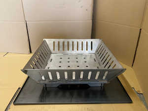 Juego de Dos Cestas Clásicas de Alambre Dorado para Frutas, Pan, Dulces, Materiales para el Hogar, Almacenamiento, Cesta de Metal Resistente y Única de Latón - Product Image 5