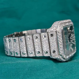 Montre en quartz de luxe Hip Hop sertie de diamants Moissanite VVS avec cadran en verre pour hommes - Product Image 1