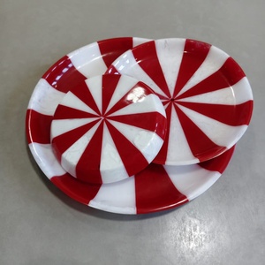 Assiette de service en résine polie faite à la main, ensemble de bols rayés rouge et blanc, design original, passe au lave-vaisselle, vaisselle de service pour fêtes - Product Image 5