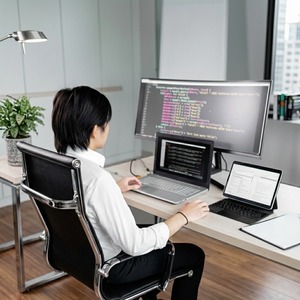 Servicios Profesionales de Ingeniería de Software Web, Aplicaciones Web Escalables, Sistemas en la Nube y Crecimiento Empresarial - Product Image 3
