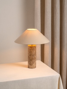 Lámpara Decorativa de Mármol Premium Diseñada para Elevar la Elegancia de Salas de Estar, Dormitorios e Interiores de Hoteles con una Elegancia Duradera - Product Image 2