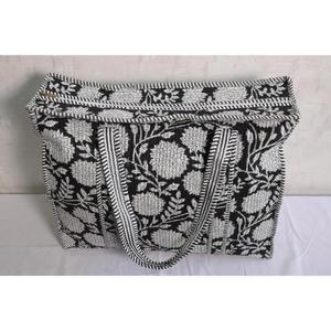 Sac fourre-tout en coton fleuri fait main en Inde, sac à bandoulière matelassé avec fermeture éclair, sac de shopping bohème pour femmes - Product Image 5