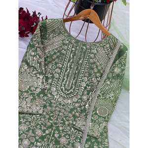 Top-Plazzo y Dupatta Set con bordado pesado Tamaño XL para look de fiesta - Product Image 4