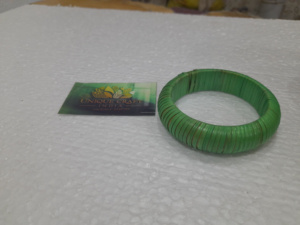 Vente en gros de bracelets en bois de bambou et rotin tissés à la main pour femmes à bon prix - Product Image 4