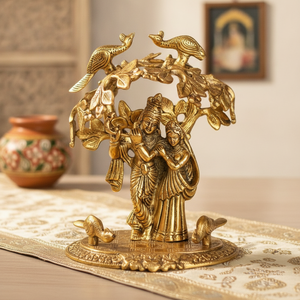 Figurine artisanale en laiton de Radha Krishna sous un arbre Kadamba, sculpture spirituelle divine pour la décoration de temple ou de maison. - Product Image 5