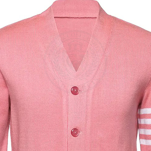 Pull en acrylique tricoté rose pour femmes et hommes, avec logo brodé de lettres grecques, idéal pour les fraternités, les sororités, les écoles et les universités - Product Image 5
