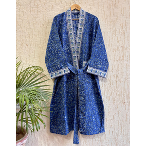 Peignoirs en coton gaufré artisanal bleu marine à motifs floraux, faits à la main en Inde, écologiques, pour femmes, pour la plage et le spa - Product Image 1