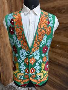 Costume Western brodé vert pour homme, ensemble 2 pièces – Blazer floral de créateur avec pantalon assorti, tenue de mariage et de scène personnalisée - Product Image 5