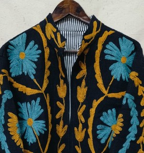 Chaqueta de punto de algodón para mujer con cuello chal bordado floral, manga larga, transpirable, hecha a mano, con puntada abierta, ideal para primavera. - Product Image 3