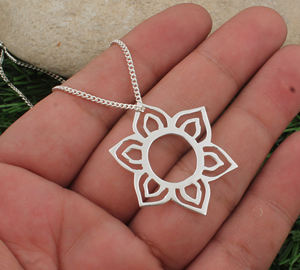 Collier pendentif minimaliste vintage en argent sterling 925 plaqué platine, unisexe, simple, délicat, géométrique, petit bijou uni - Product Image 2