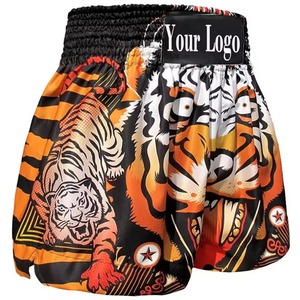 Shorts de Muay Thai pour hommes, noir, avec logo satiné sur le devant, motif tendance, taille mi-haute élastique, séchage rapide, écoresponsable, Spandex/Polyester - Product Image 2