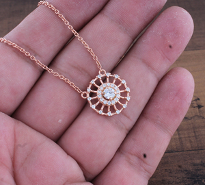 Collier pendentif en zircon CZ plaqué or rose de luxe, délicat et étincelant, pour femmes, vente en gros, bijoux de mariage et de mariée - Product Image 1