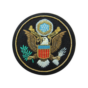 Insignias Bordadas con Forma Personalizada, con Hilos Ecológicos y Acabado Suave, Insignias Bordadas de Primera Calidad - Product Image 1