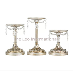 Candelabro de metal de alta calidad con acabado dorado claro y diseño de cristal para el hogar, hoteles, villas y bodas, juego de 3. - Product Image 4